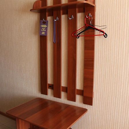 Hotel Tourist 파블로다르 외부 사진